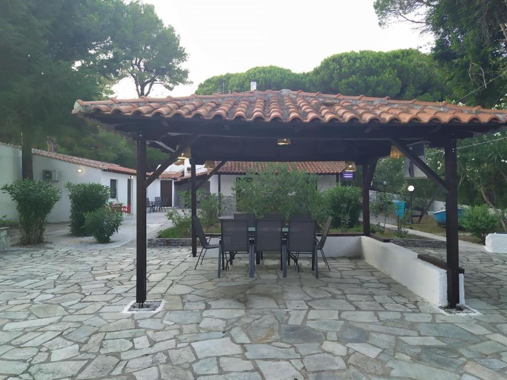 Villa Nikos コウコウナリス エクステリア 写真